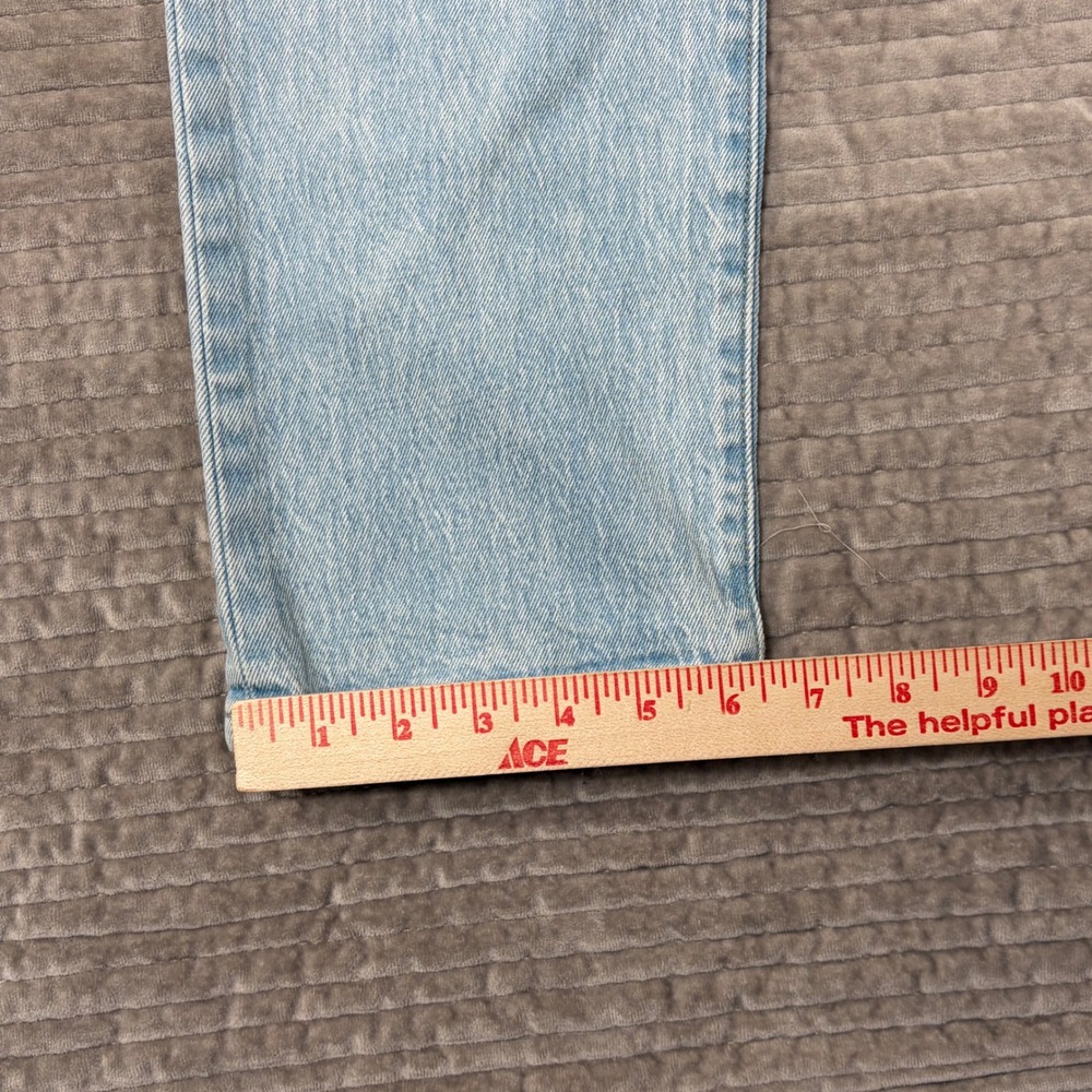 Levis Premium 501 Original Fit Light Wash Straight Leg Button Fly Jeans W28 L28 - Picture 3 of 11